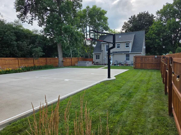 $234,900 | 617 South Hiawatha Avenue, Pipestone, MN 56164