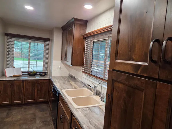 $234,900 | 617 South Hiawatha Avenue, Pipestone, MN 56164