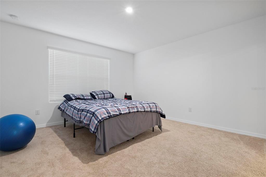 6305 Springmont Loop Palmetto, FL 34221 - Photo 14 of 38