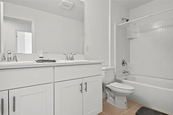 $3,550 | 6305 Springmont Loop, Palmetto, FL 34221