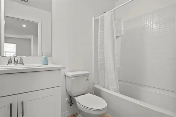 $3,550 | 6305 Springmont Loop, Palmetto, FL 34221