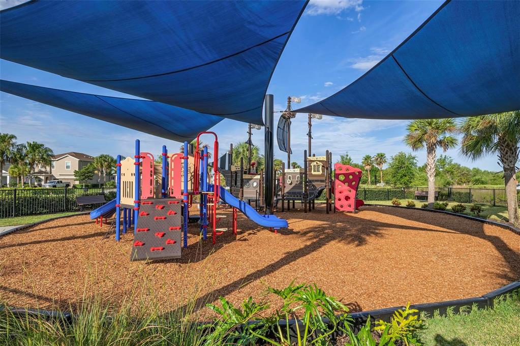 6305 Springmont Loop Palmetto, FL 34221 - Photo 37 of 38