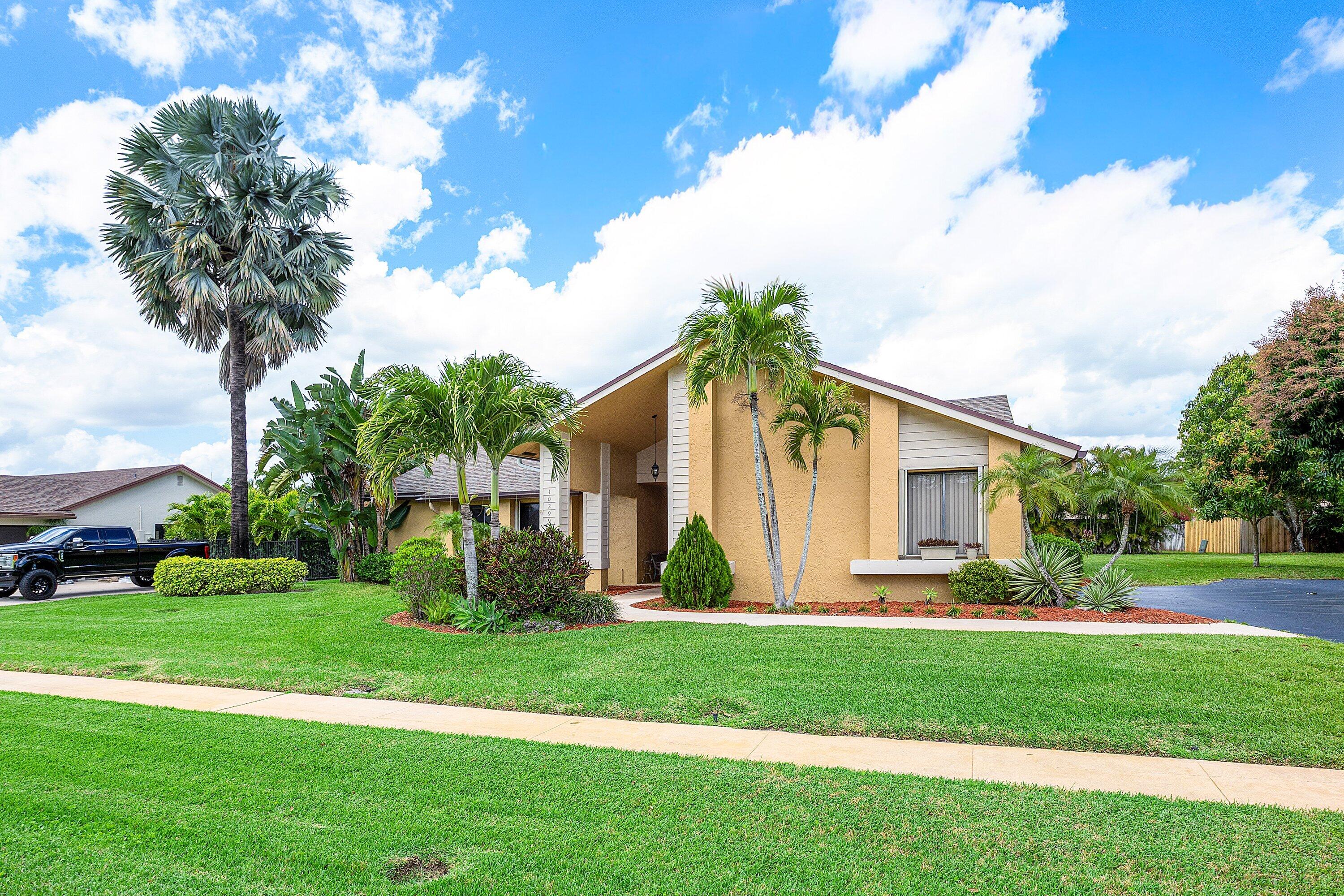 10299 186th Court South Boca Raton, FL 33498 - Photo 4 of 46 Front exterior