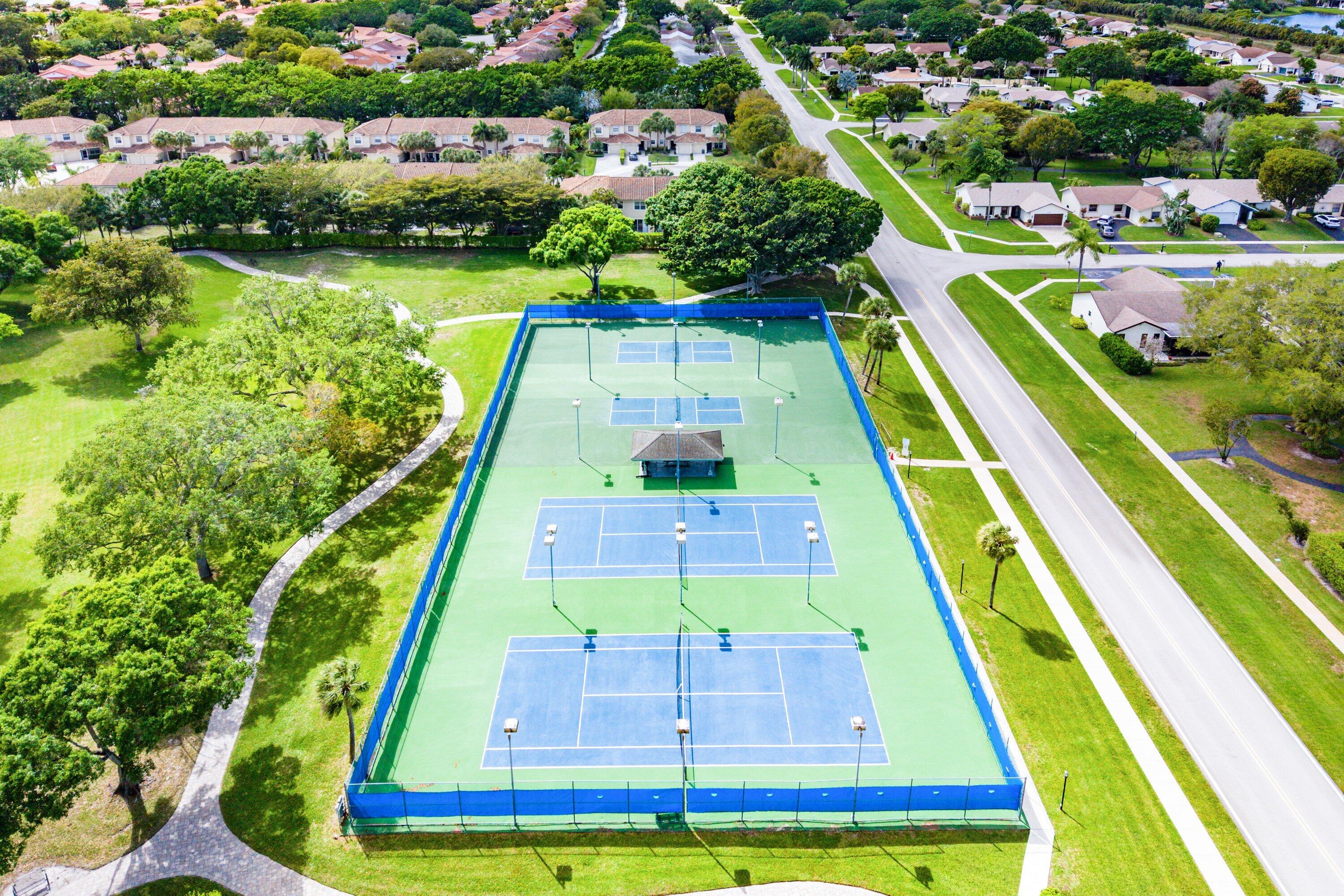 10299 186th Court South Boca Raton, FL 33498 - Photo 43 of 46 Tennis and pickle ball courts