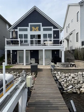 $879,000 | 303 Terrace Point Circle, Unit 23, Muskegon, MI 49440