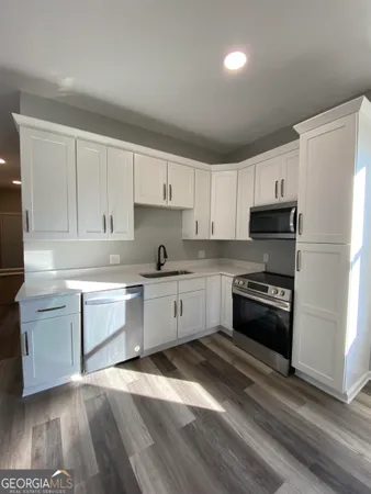 $950 | 607 South Lee Street, Unit B, LaGrange, GA 30240