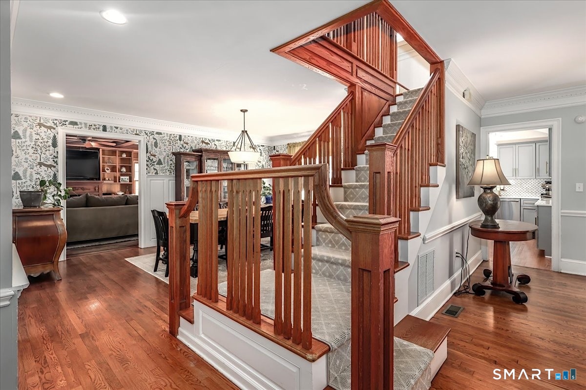6 Elizabeth Street Newtown, CT 06470 - Photo 6 of 40 Beautiful Center Hall Craftsman Style Staircase