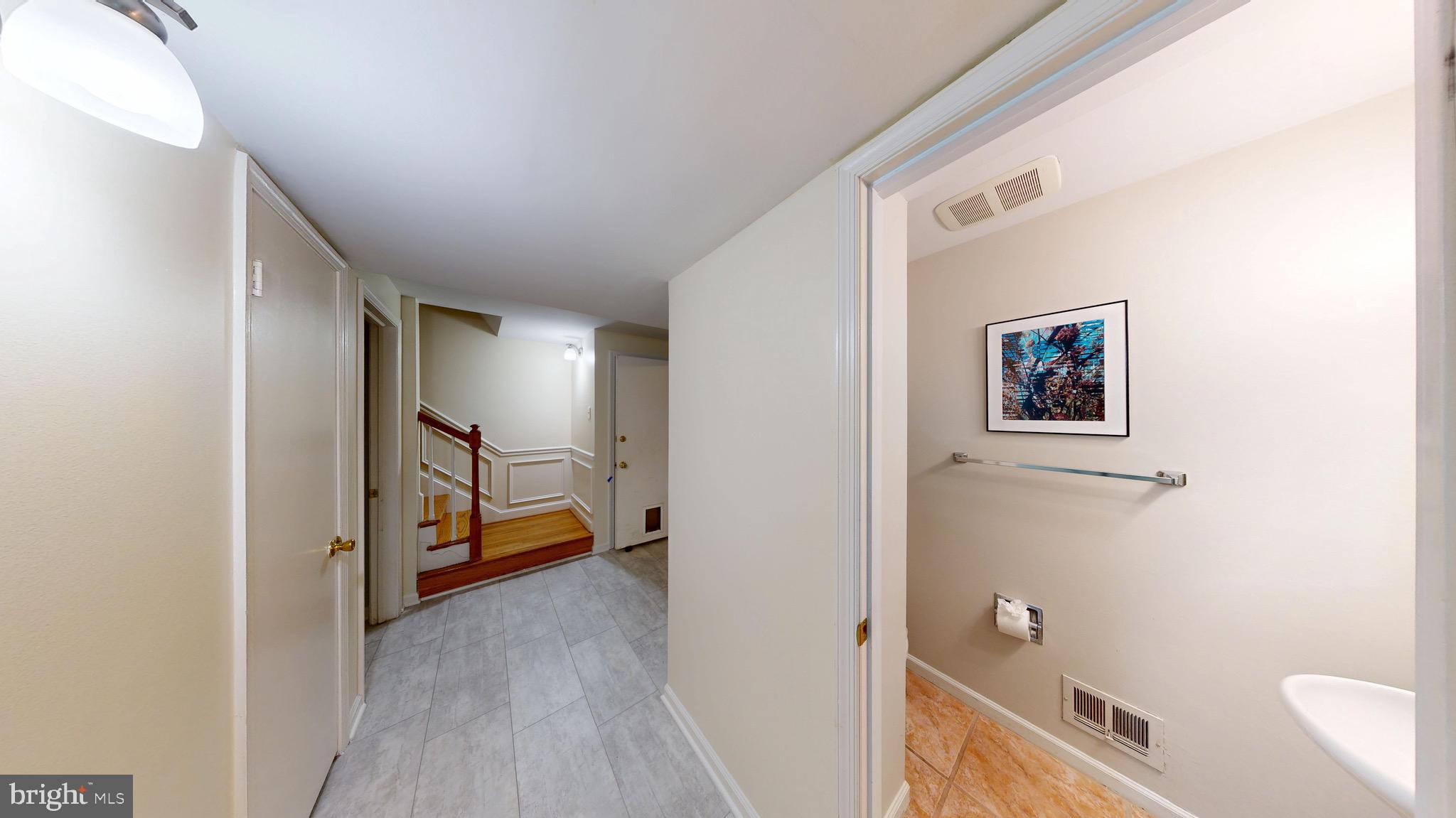 6703 Rannoch Road Bethesda, MD 20817 - Photo 15 of 27 Gallery Image 15