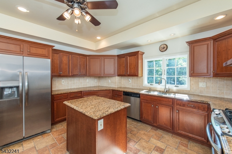 232 Ridge Road West Milford, NJ 07480 - Photo 7 of 50