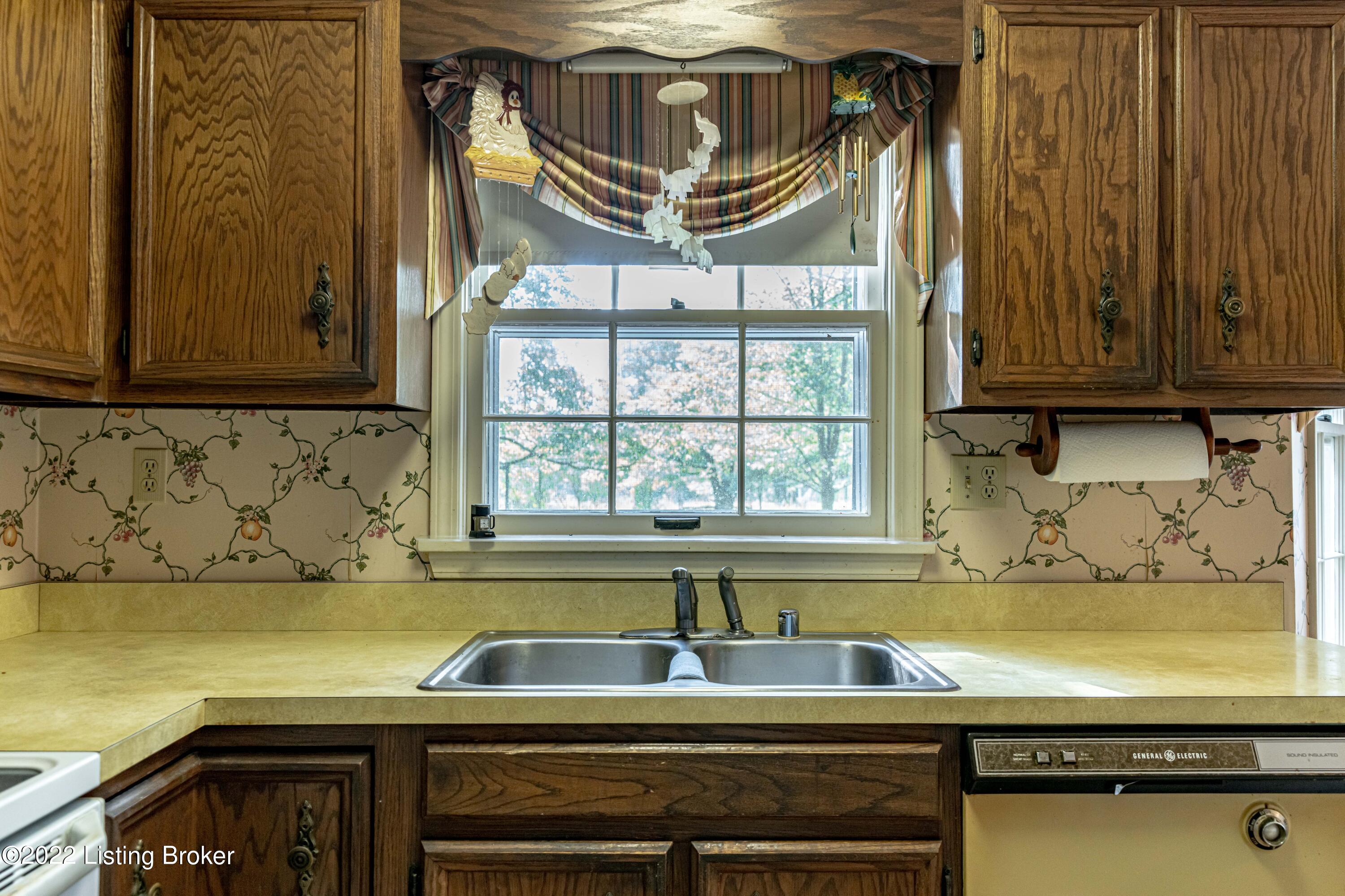 3110 Todds Point Road Simpsonville, KY 40067 - Photo 29 of 99 DSC01962