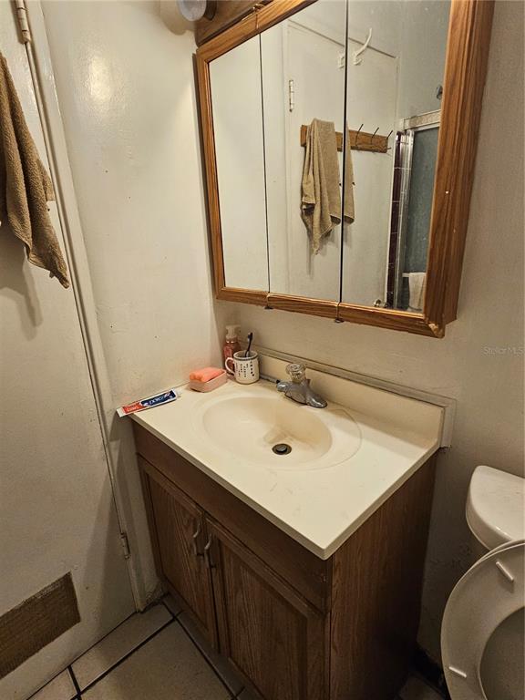 913 Emeralda Road Orlando, FL 32808 - Photo 10 of 17 Gallery Image 10
