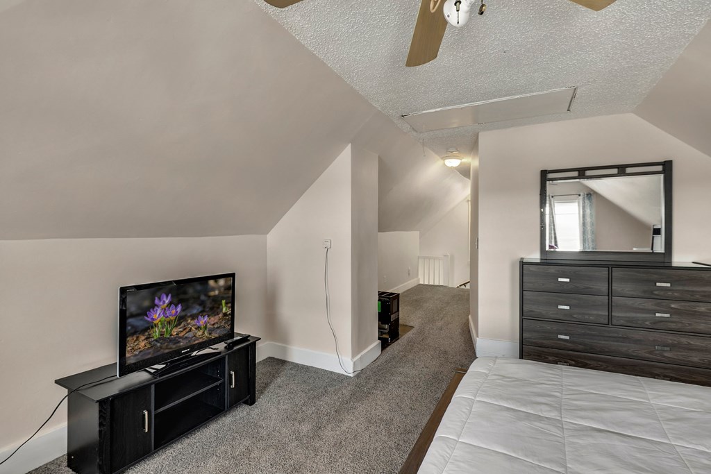 10 Carlstad Street Worcester, MA 01607 - Photo 18 of 30 Gallery Image 18