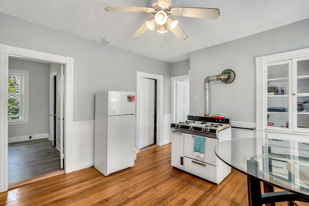 10 Carlstad Street Worcester, MA 01607 - Photo 6 of 30 Gallery Image 6