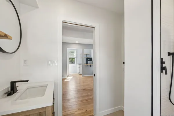 $1,000 | 19 South Kerema Avenue, Milford, CT 06460