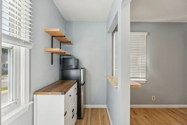 $1,000 | 19 South Kerema Avenue, Milford, CT 06460
