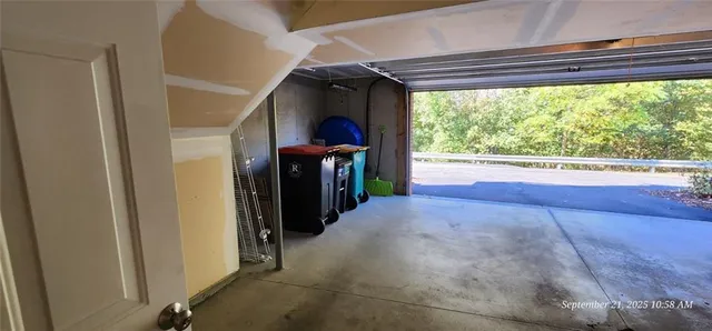 $2,700 | 246 Overlook Court, Coraopolis, PA 15108