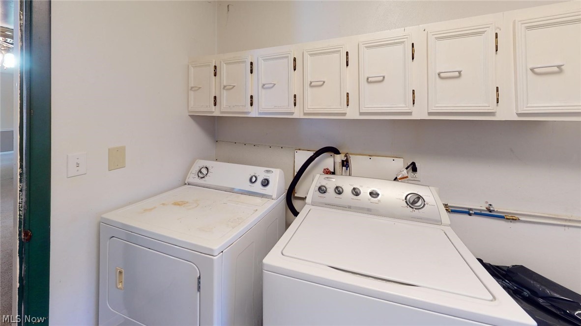 2050 Farson Street Belpre, OH 45714 - Photo 13 of 22 laundry room
