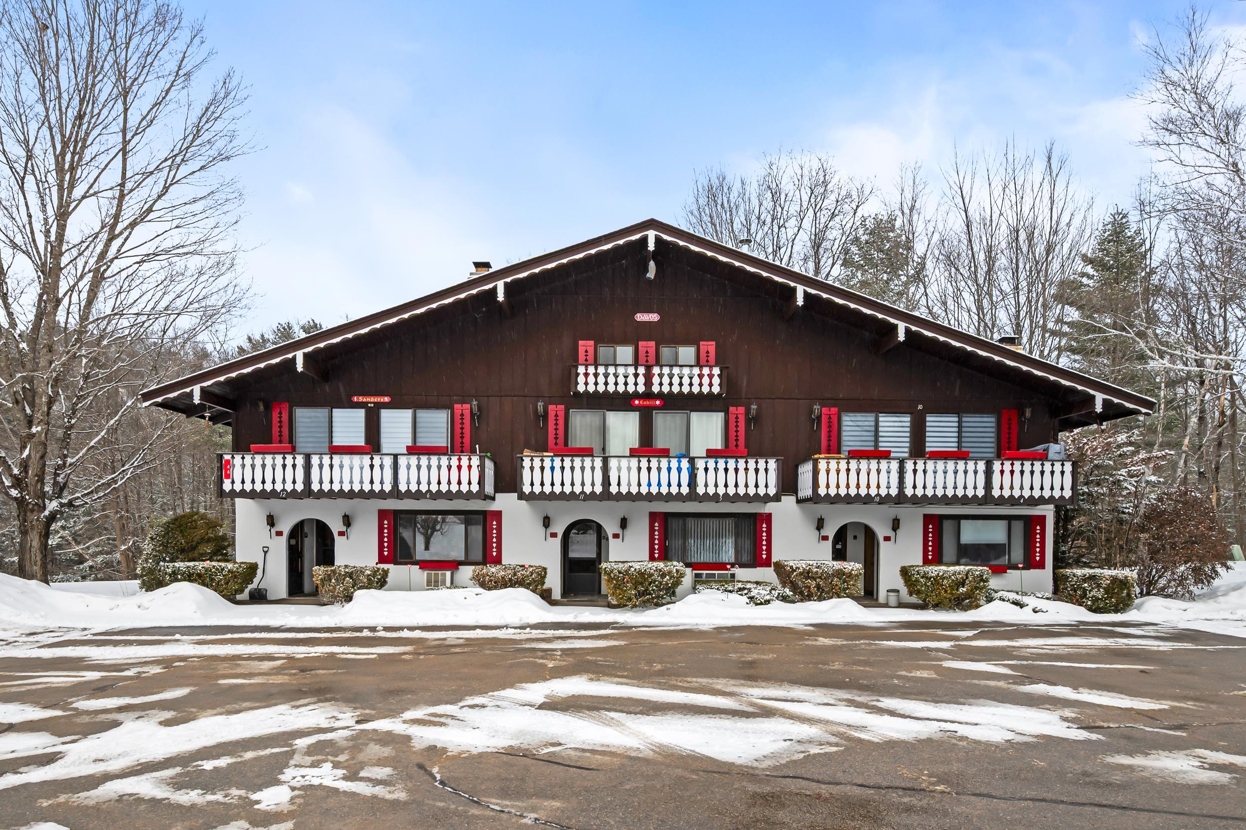 46 Linderhof Golf Course Road, Unit D5 Bartlett, NH 03838 - Photo 1 of 30