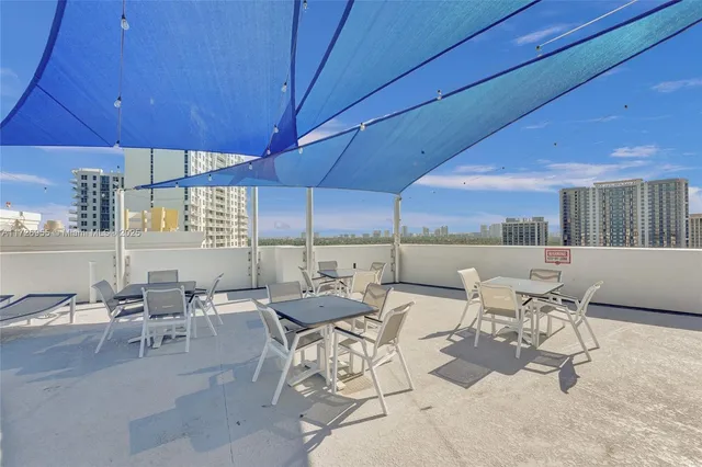 $347,500 | 1830 Radius Drive, Unit 609, Hollywood, FL 33020