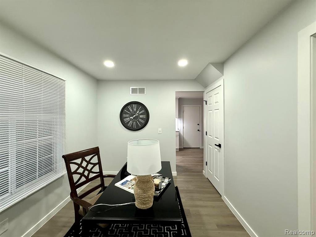 92 Foxboro Drive Rochester Hills, MI 48309 - Photo 14 of 57
