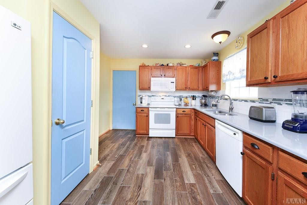 171 Green View Road Moyock, NC 27958 - Photo 15 of 44