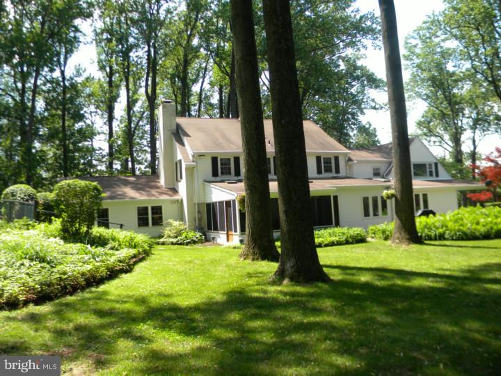 425 Country Club Road Phoenixville, PA 19460 - Photo 22 of 25 Exterior Back