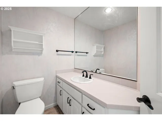 $845,000 | 15970 Southwest Barrington Terrace, Portland, OR 97224