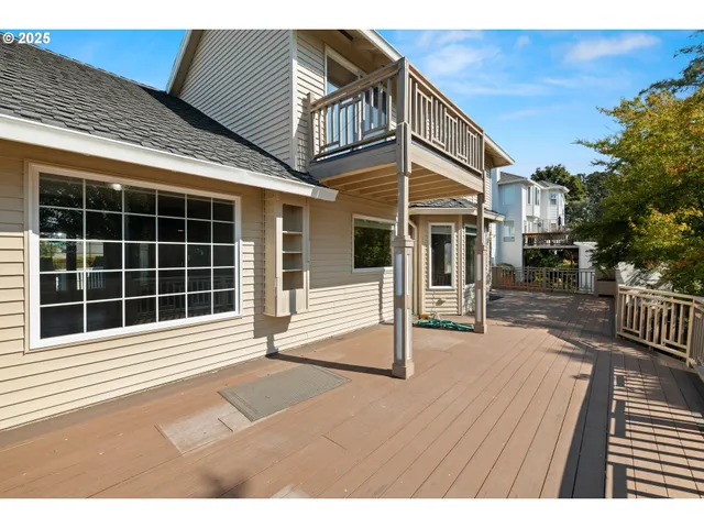 $845,000 | 15970 Southwest Barrington Terrace, Portland, OR 97224