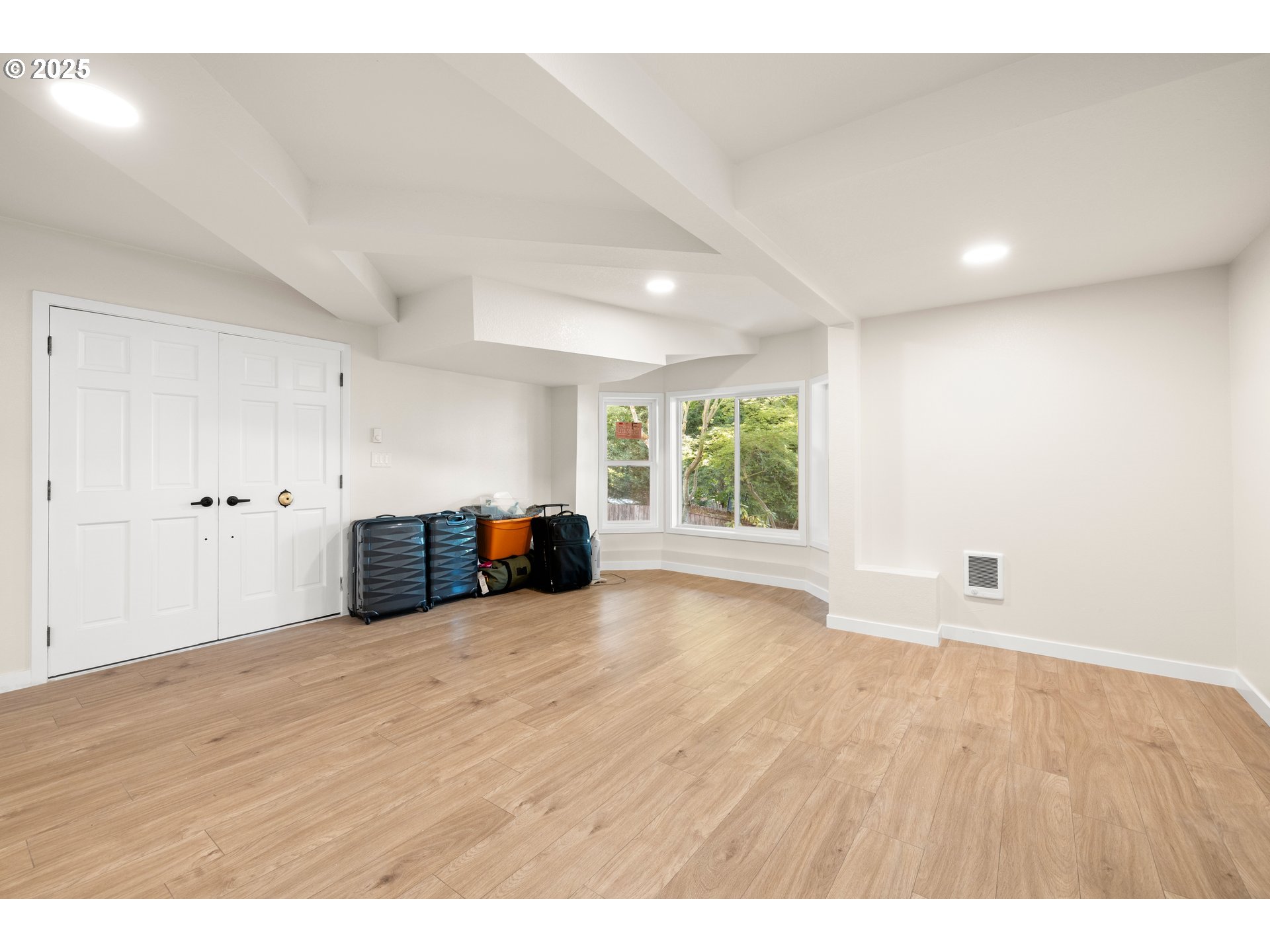 15970 Southwest Barrington Terrace Portland, OR 97224 - Photo 43 of 46