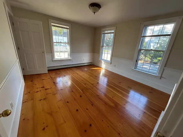 $3,800 | 23 Garfield Street, Exeter, NH 03833