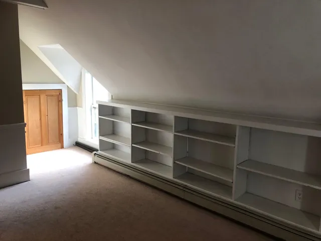 $3,800 | 23 Garfield Street, Exeter, NH 03833