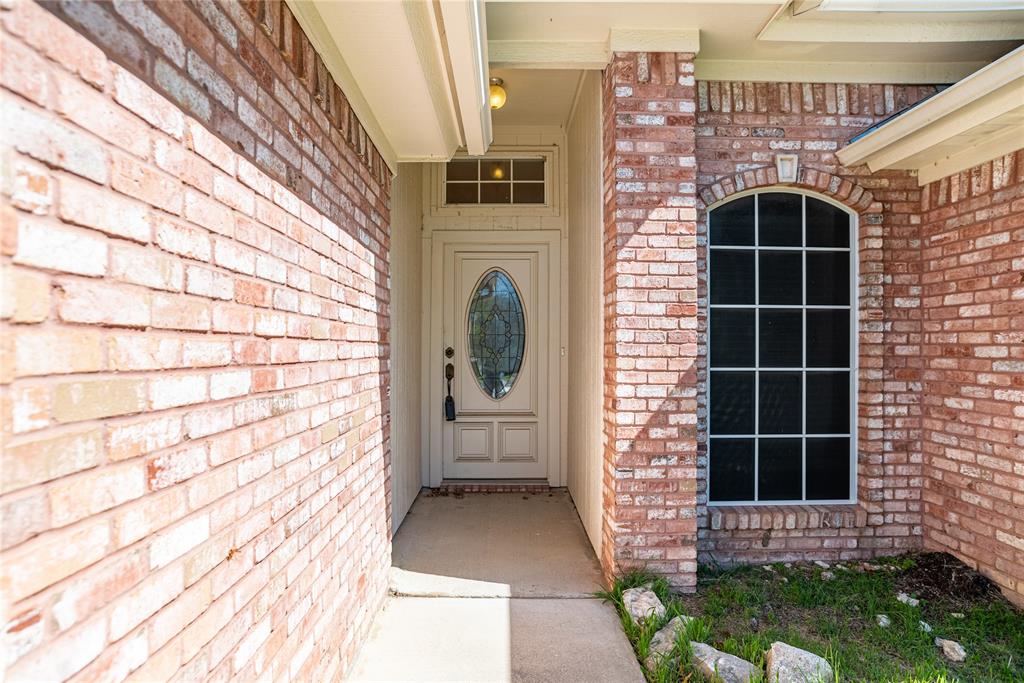 604 Valleyridge Court Decatur, TX 76234 - Photo 11 of 23 Front Entry