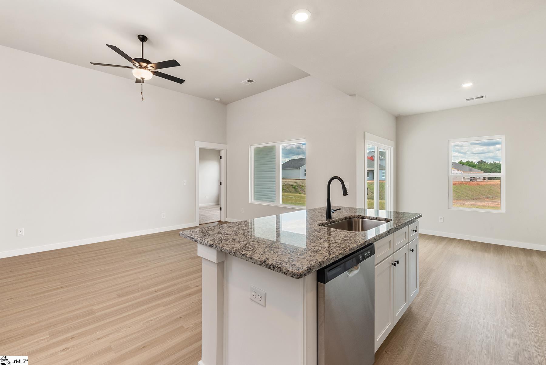 1329 Pitch Pne Place Moore, SC 29369 - Photo 6 of 7