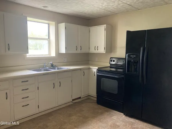 $149,900 | 2 Father Jogues Place, Ticonderoga, NY 12883