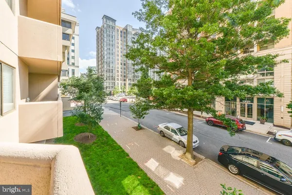 $3,000 | 1301 North Courthouse Road, Unit 612, Arlington, VA 22201