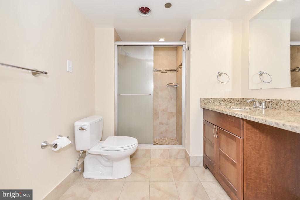 1301 North Courthouse Road, Unit 612 Arlington, VA 22201 - Photo 18 of 27