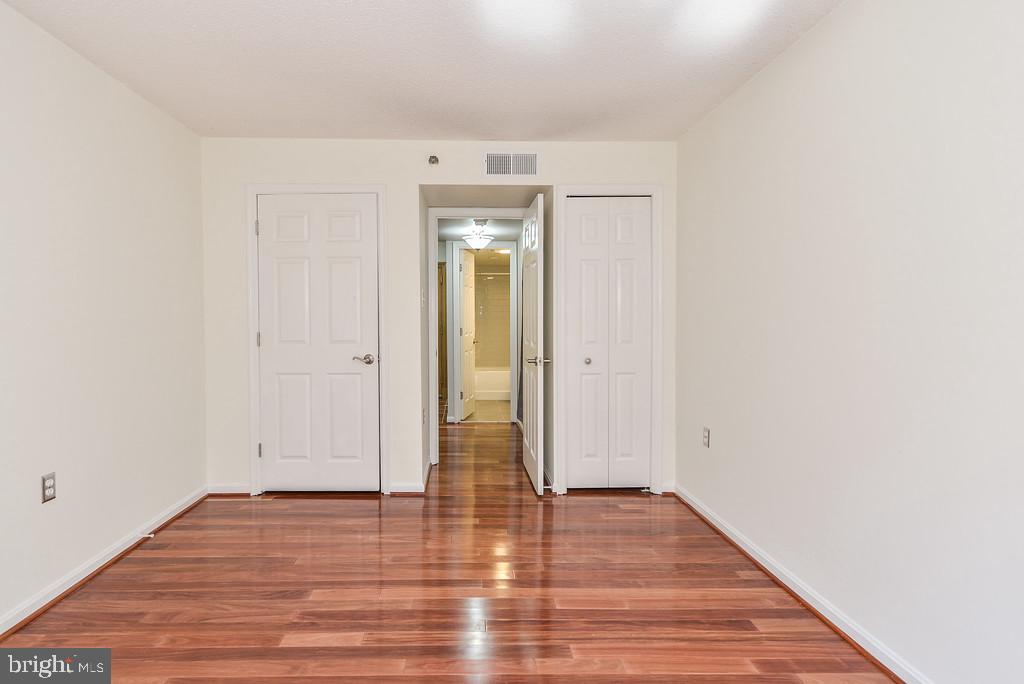 1301 North Courthouse Road, Unit 612 Arlington, VA 22201 - Photo 20 of 27
