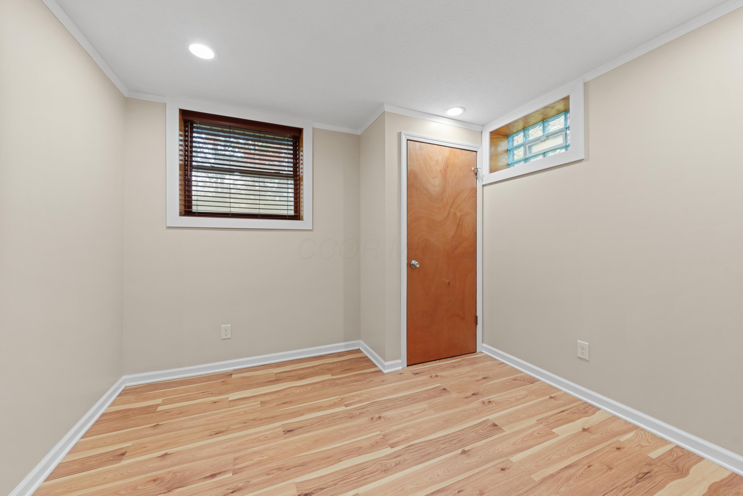 8106 Clouse Road New Albany, OH 43054 - Photo 28 of 47 LL "Bedroom"