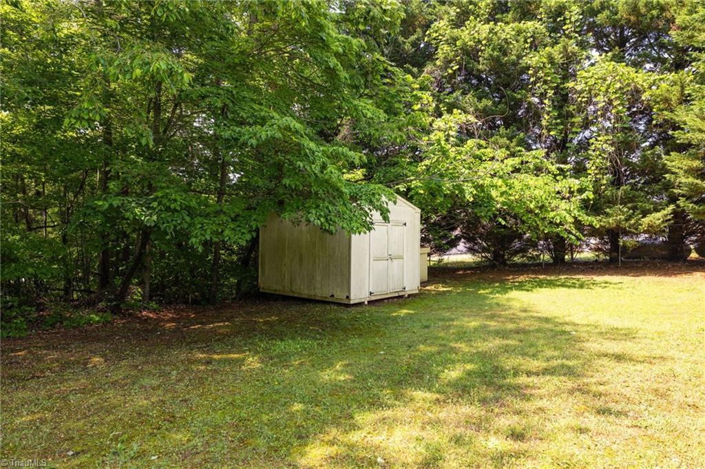 2571 Gibbs Road Reidsville, NC 27320 - Photo 21 of 29 Gallery Image 21