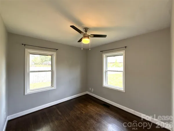 $1,900 | 2520 Brentwood Place, Charlotte, NC 28208