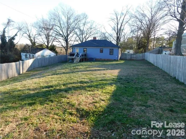 $1,900 | 2520 Brentwood Place, Charlotte, NC 28208