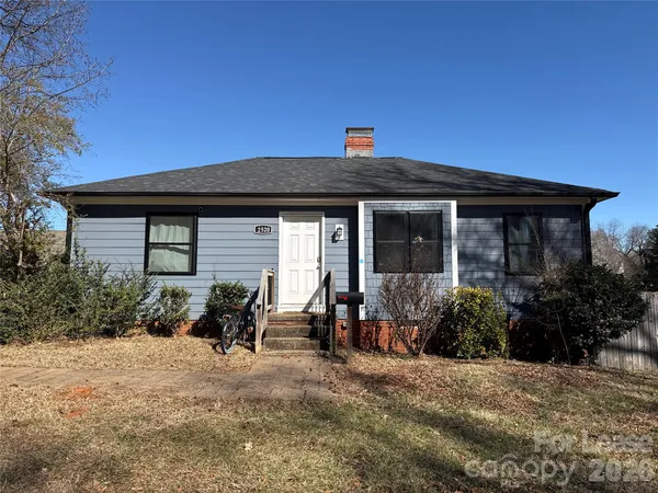 $1,900 | 2520 Brentwood Place, Charlotte, NC 28208