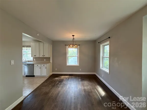 $1,900 | 2520 Brentwood Place, Charlotte, NC 28208