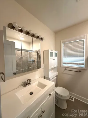 $1,900 | 2520 Brentwood Place, Charlotte, NC 28208