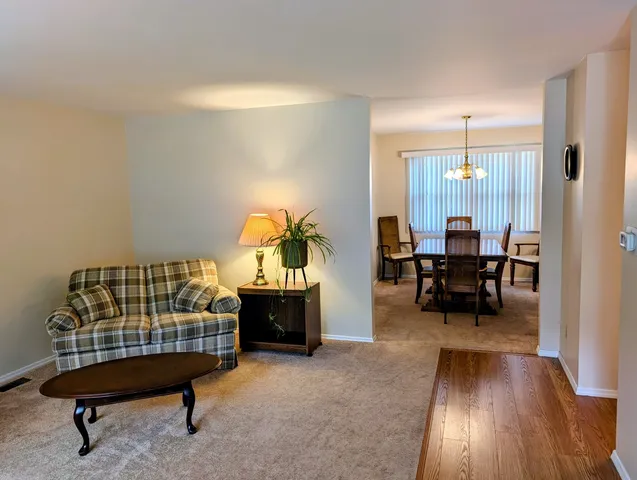 $239,500 | 2302 Blackthorn Drive, Champaign, IL 61821