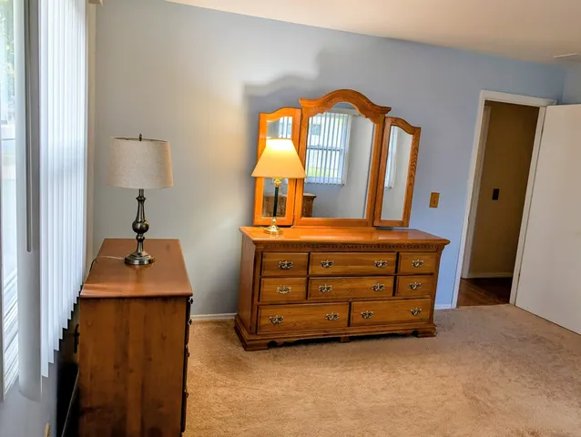 $239,500 | 2302 Blackthorn Drive, Champaign, IL 61821