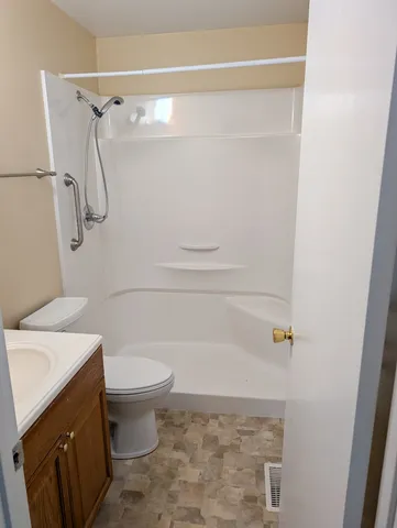 $239,500 | 2302 Blackthorn Drive, Champaign, IL 61821