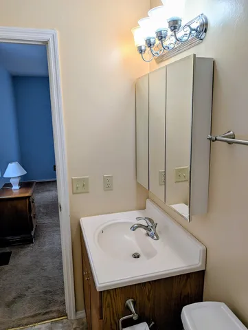 $239,500 | 2302 Blackthorn Drive, Champaign, IL 61821