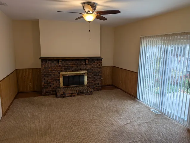 $239,500 | 2302 Blackthorn Drive, Champaign, IL 61821