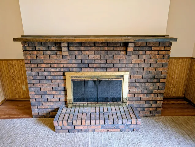 $239,500 | 2302 Blackthorn Drive, Champaign, IL 61821